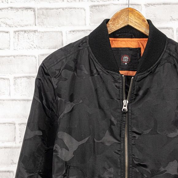 Rough Trade Gear Men's Black Camo Bomber Jacket in Size Small - Picture 6 of 8